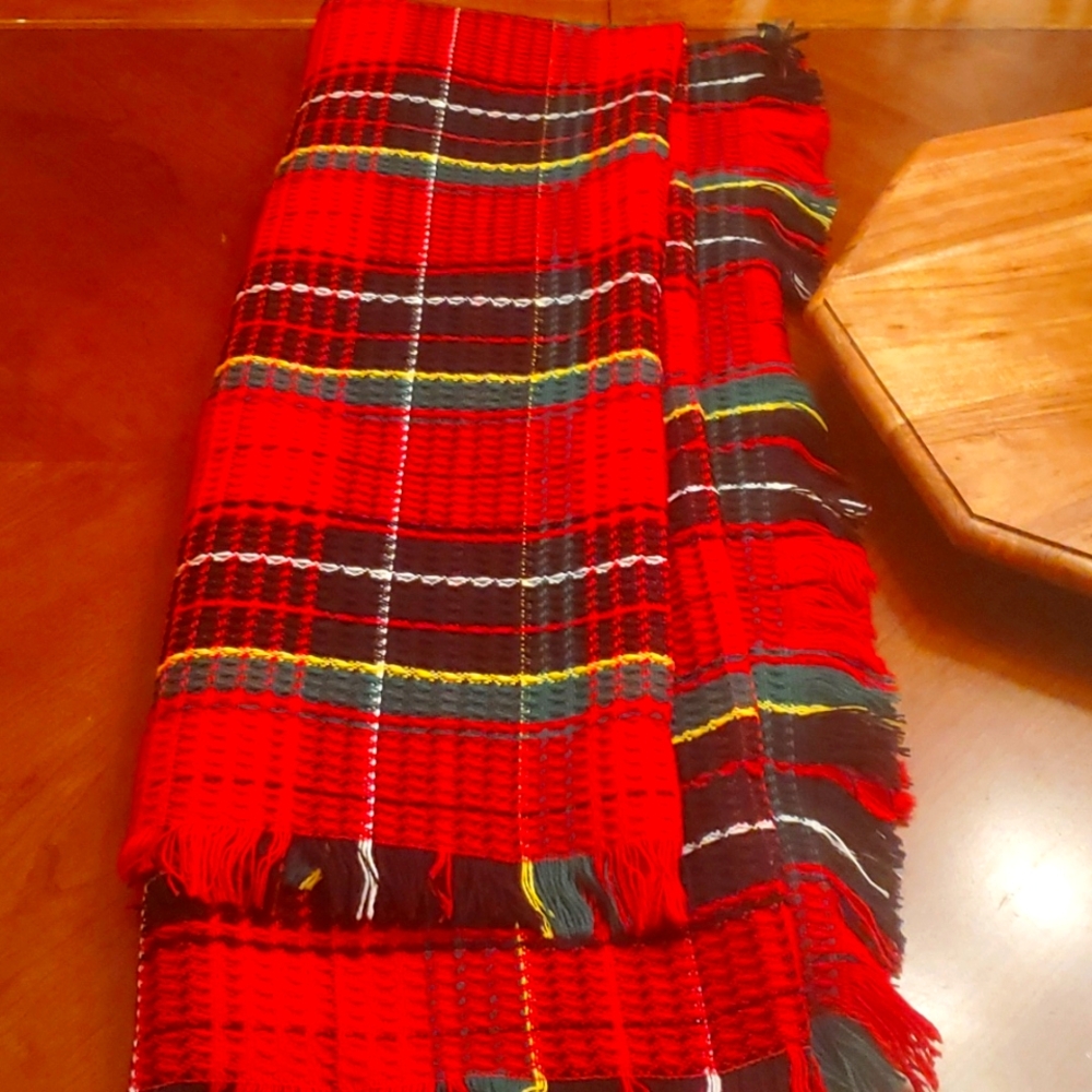 100% Acrylic Throw Blanket Red Plaid  62 X 47 Inch